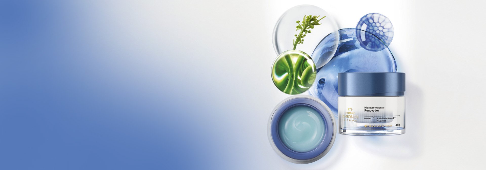 Fondo en tonos azules, a la derecha una modelo oriental blanca y un hidratante Chronos Acqua Biohidratante Renovador.