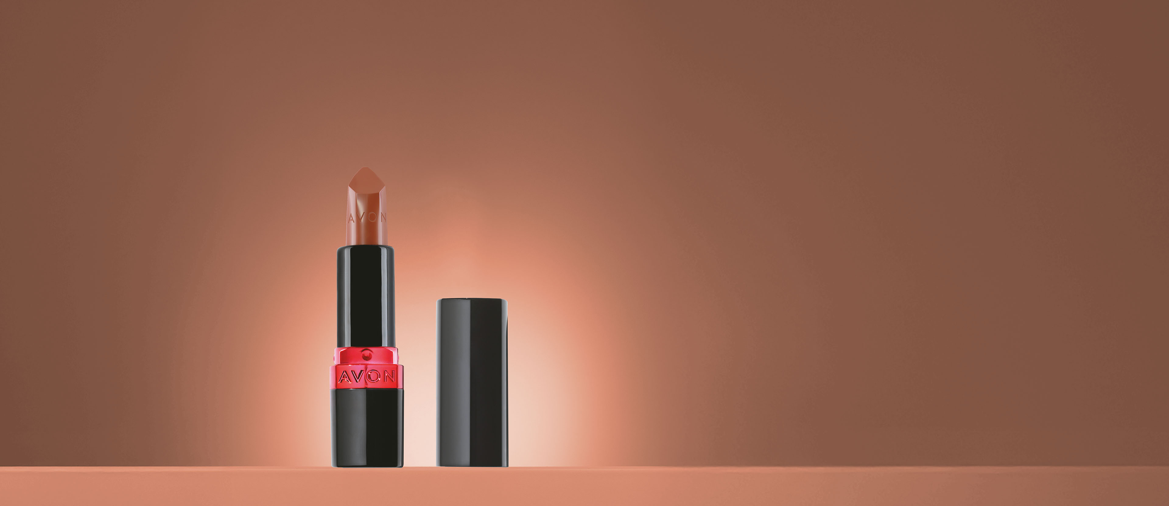 Avon Ultra Color Batom Cremoso FPS 50