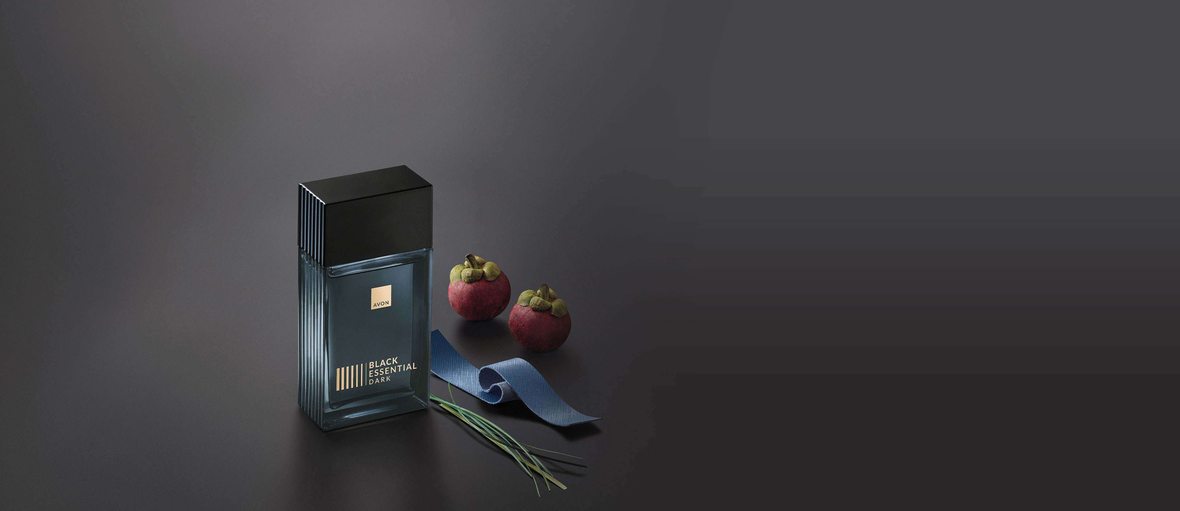 Black Essential Dark Deo Colônia