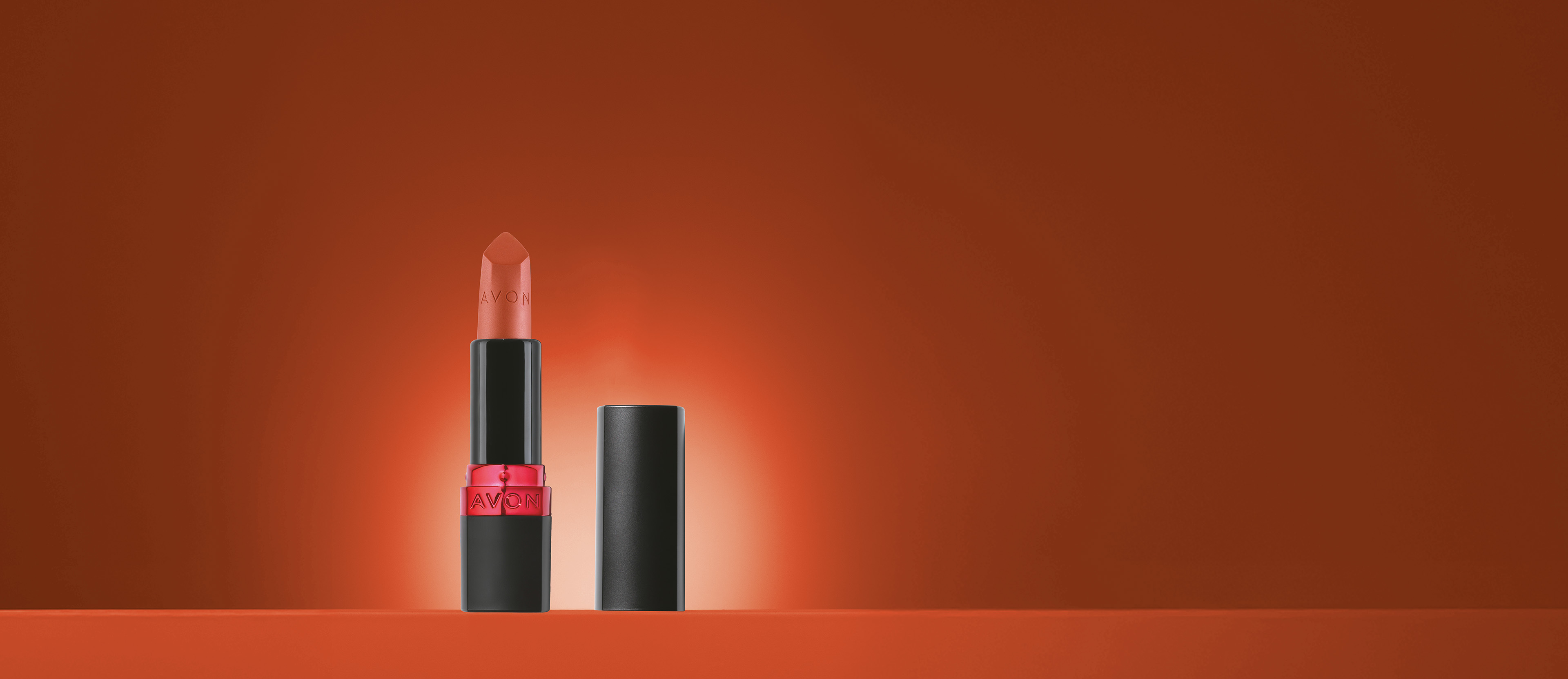 Avon Ultra Color Batom Matte FPS 30