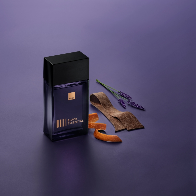 Black Essential Deo Colônia