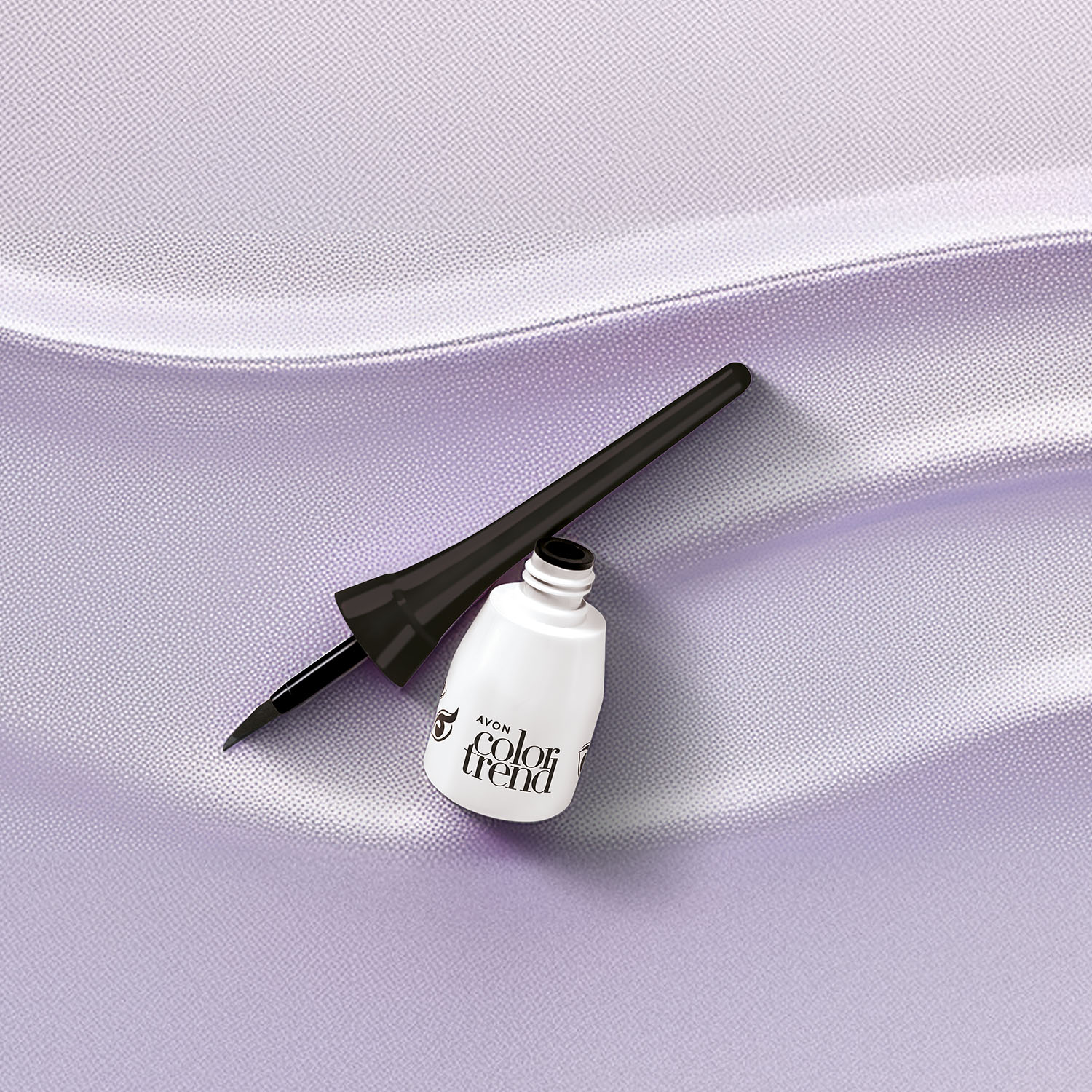 AVON COLOR TREND DELINEADOR LÍQUIDO