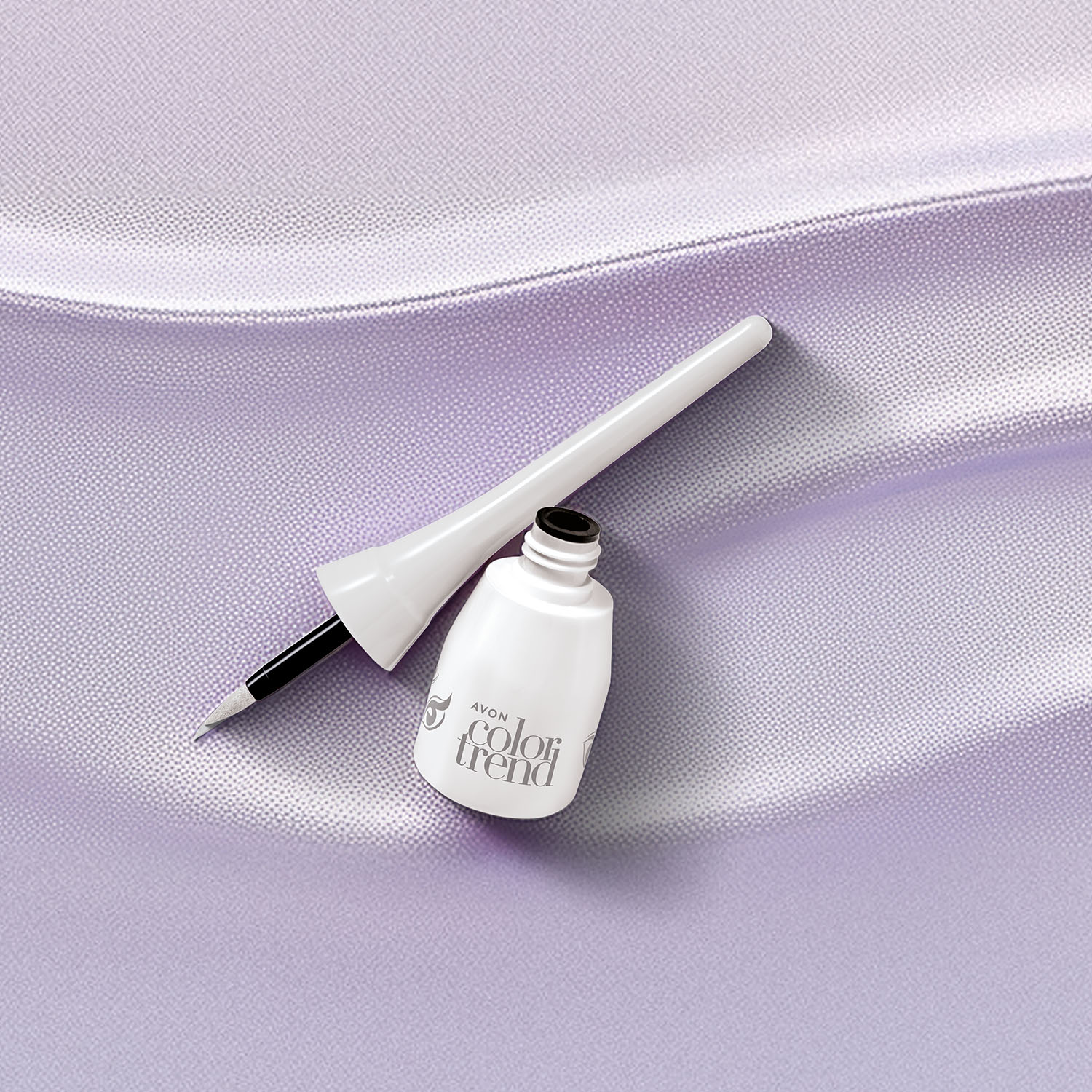 AVON COLOR TREND DELINEADOR LÍQUIDO