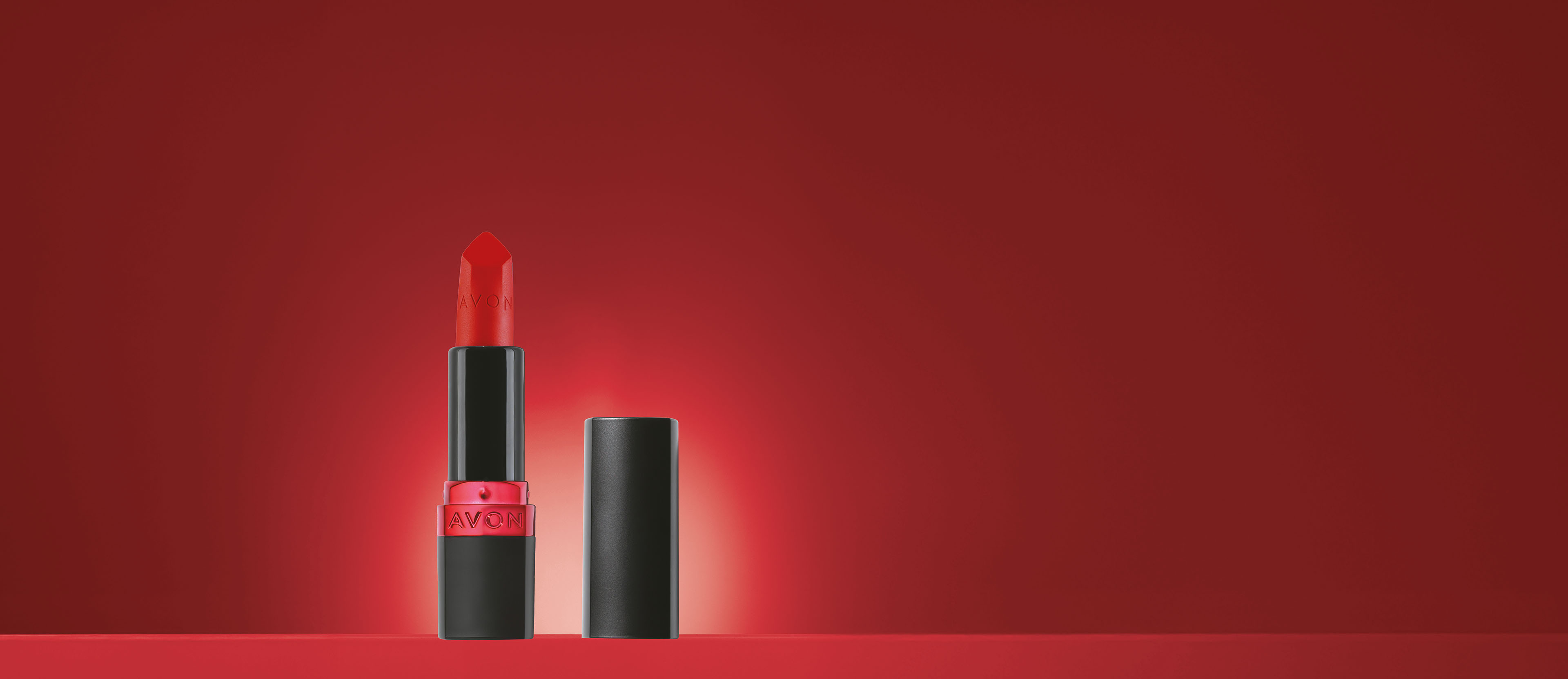 Avon Ultra Color Batom Matte FPS 30