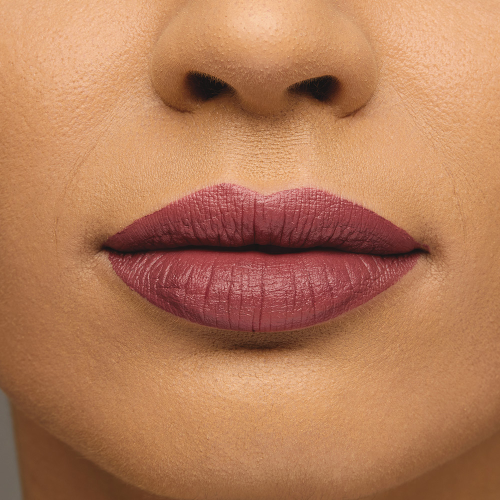 AVON ULTRA MATTE LABIAL ROSA CHIC