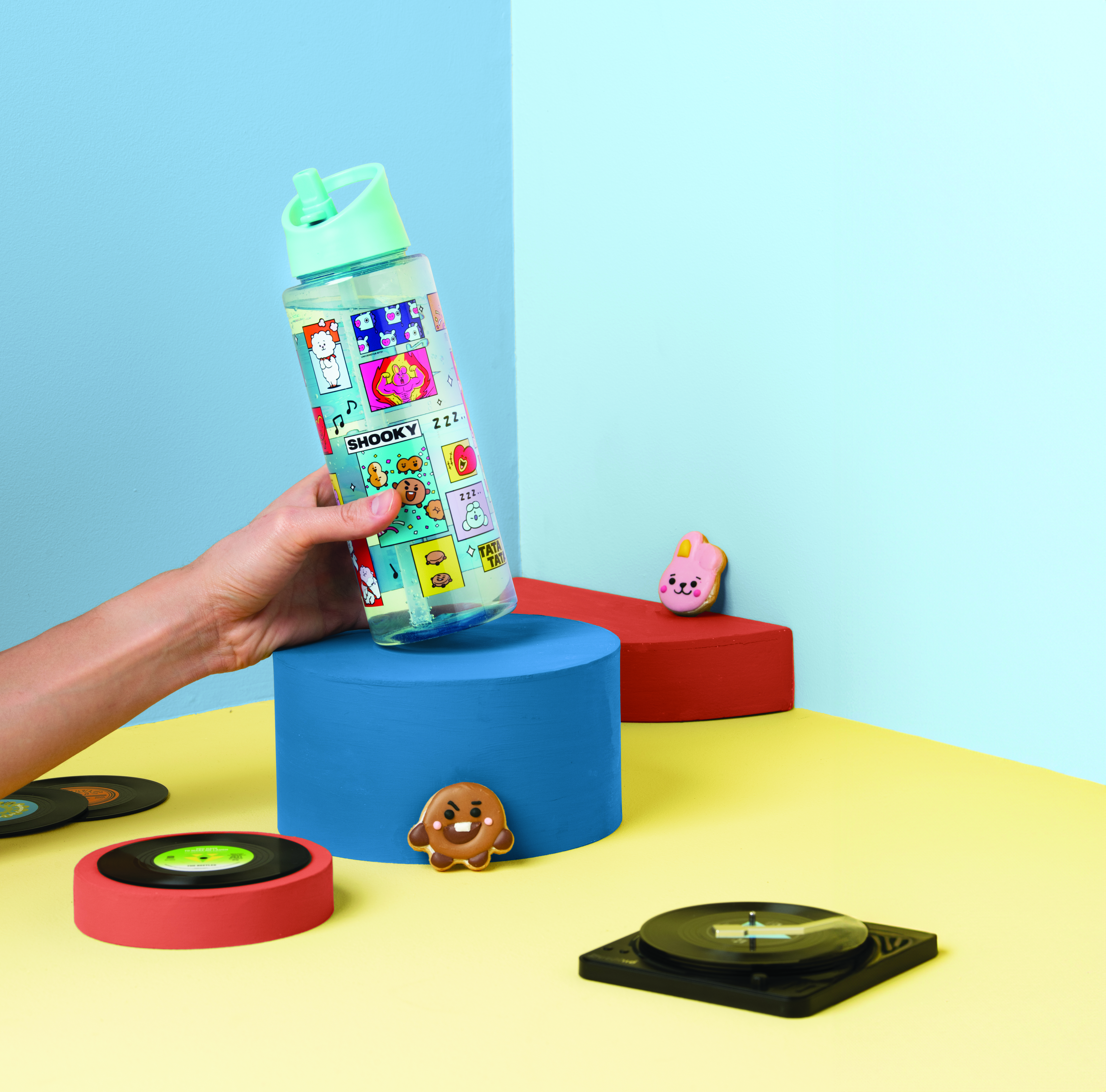BOTELLA CON POPOTE BT21