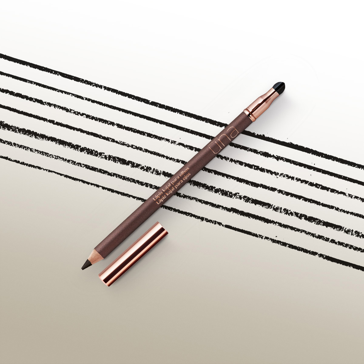 Lápiz kajal para ojos negro