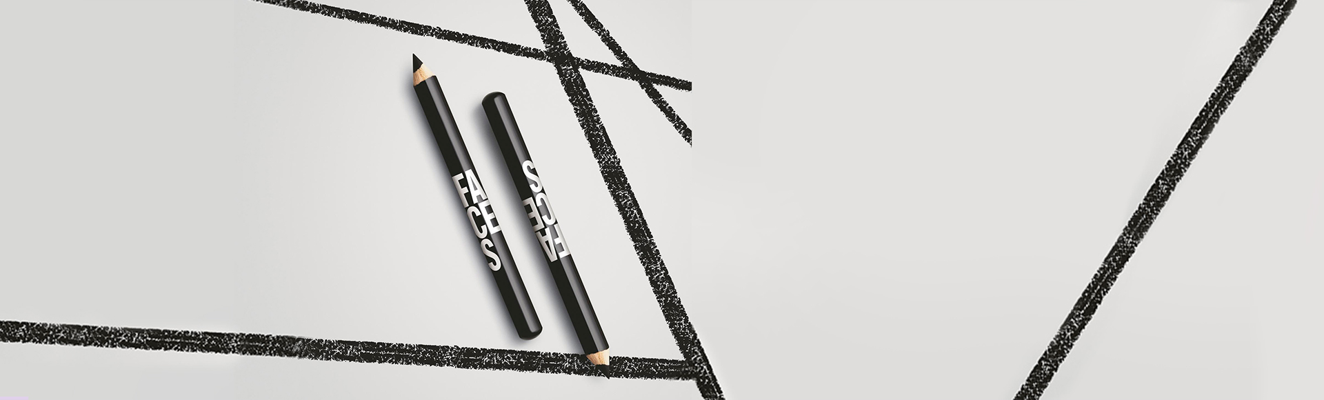 Mini lápiz para ojos súper negro