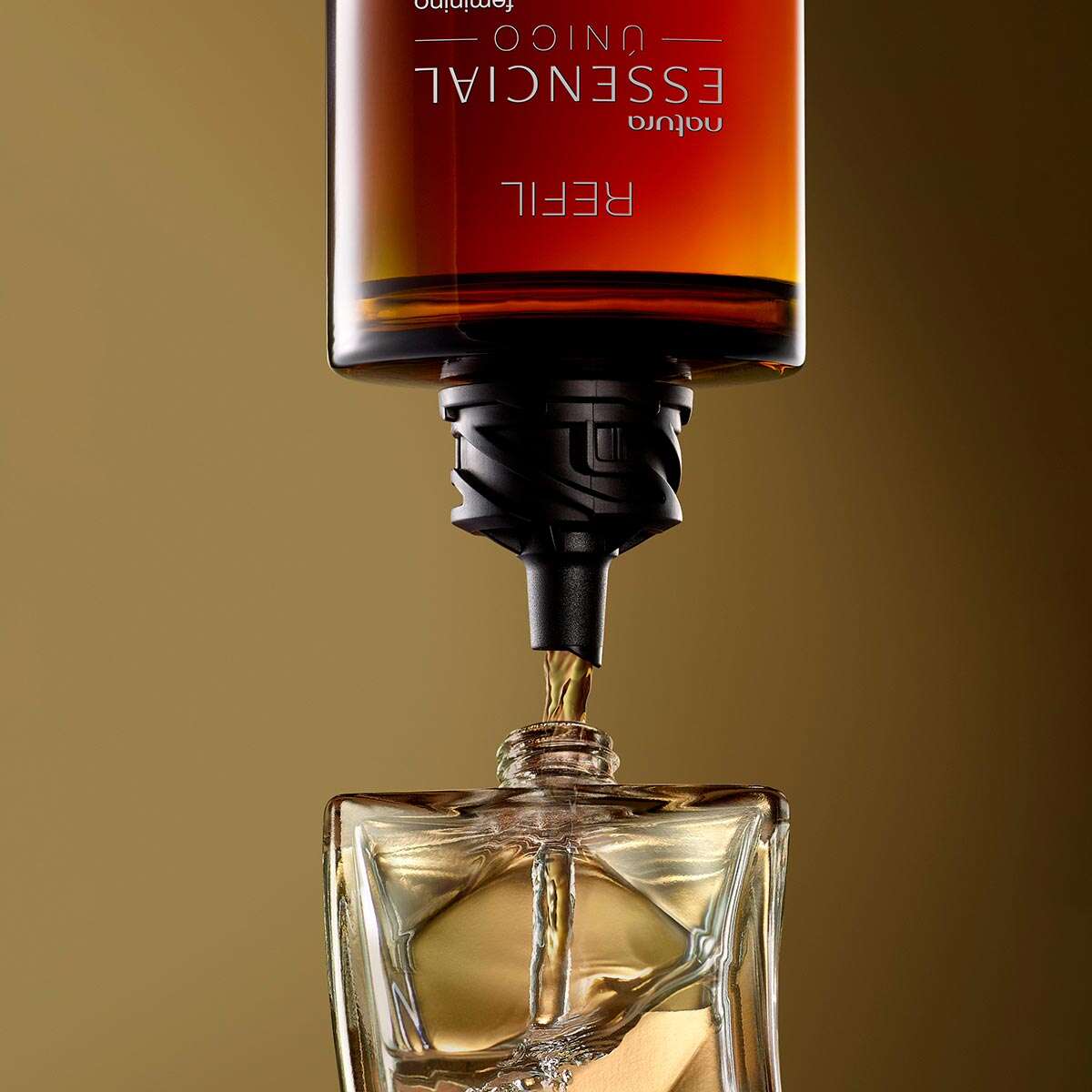 Oferta de Refil Desodorante Perfume Essencial Unico Feminino 90 Ml