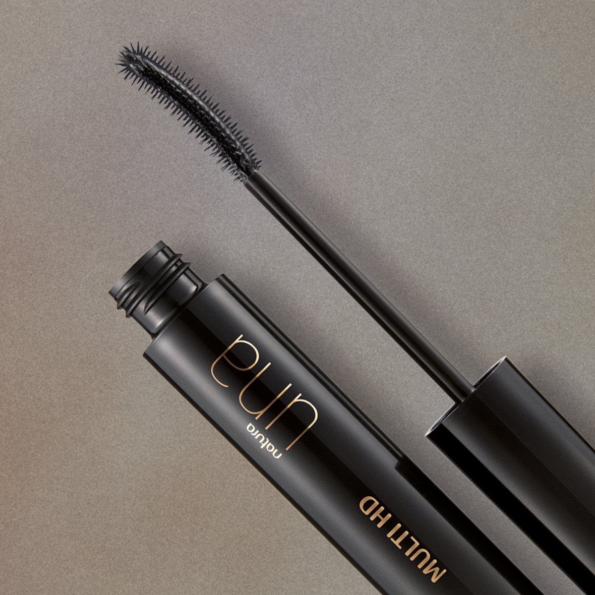 Mascara Para Cilios Multi Hd Una 9 G