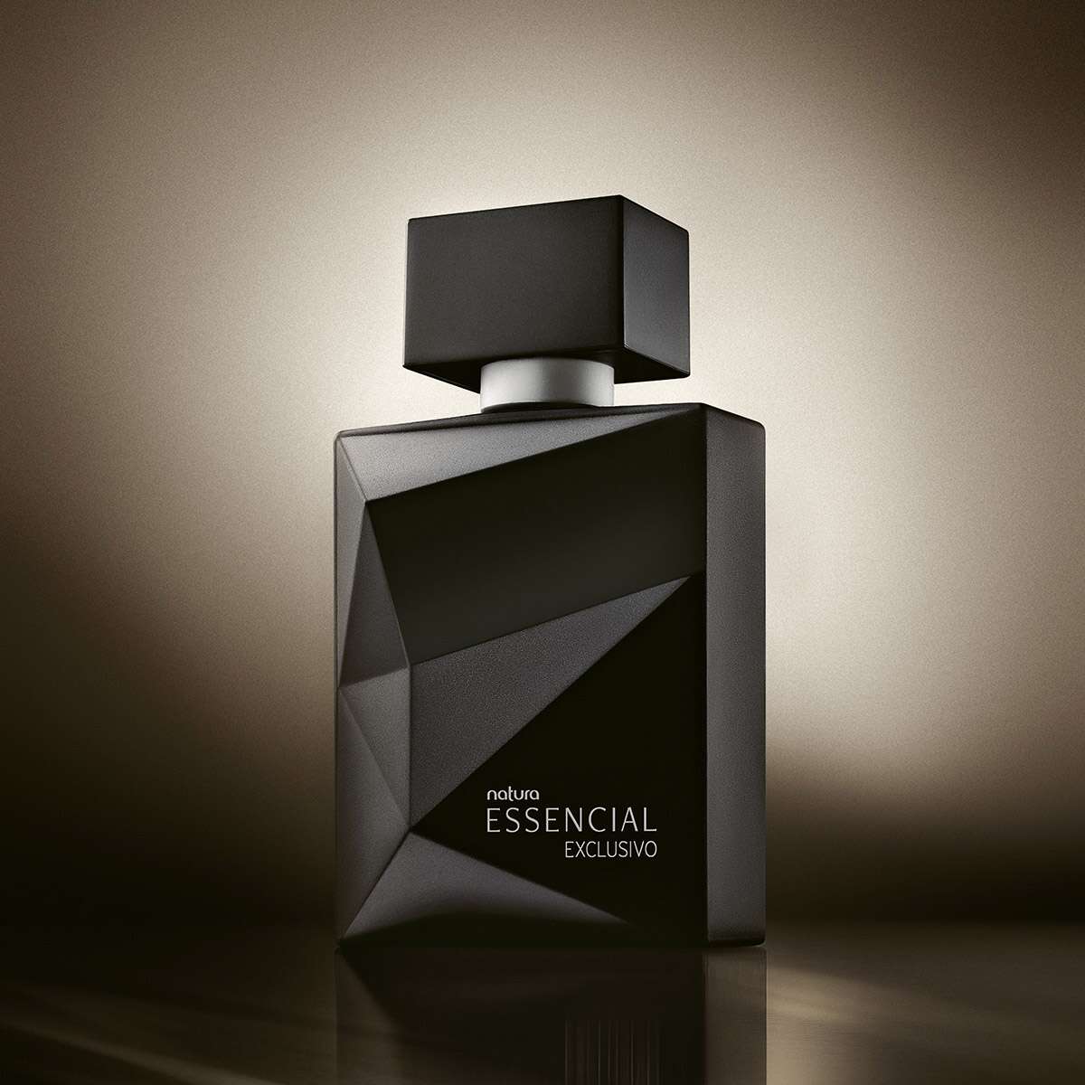 Compre Desodorante Perfume Essencial Exclusivo Masculino 100 Ml