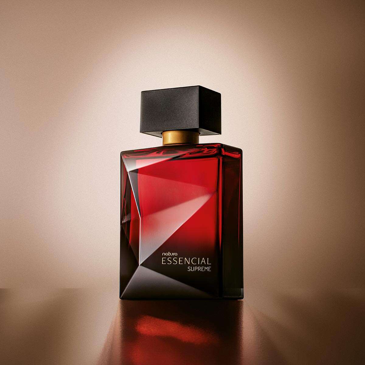 Oferta de Desodorante Perfume Essencial Supreme Masculino 100 Ml