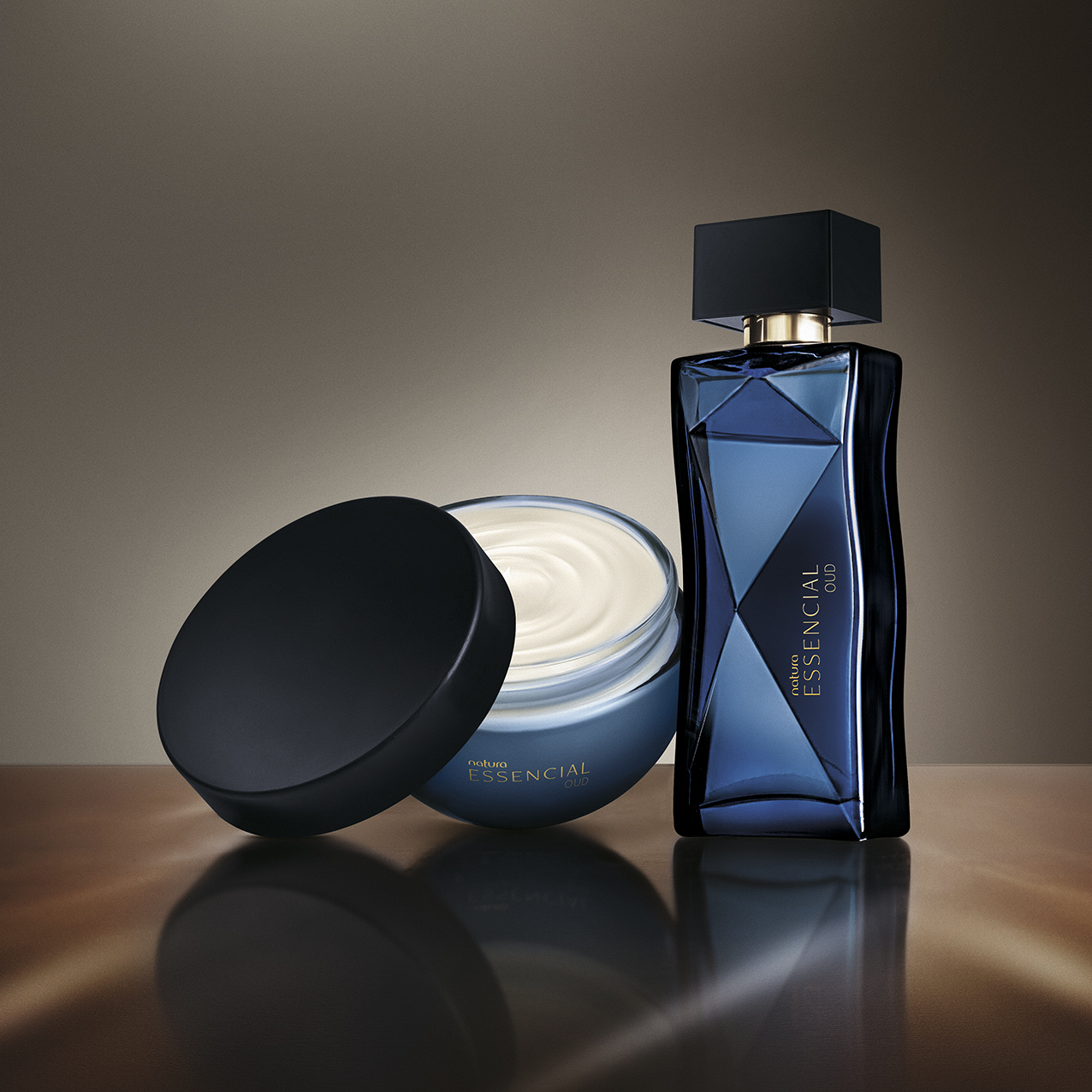 Kit Essencial Oud Feminino com Hidratante (2 produtos)