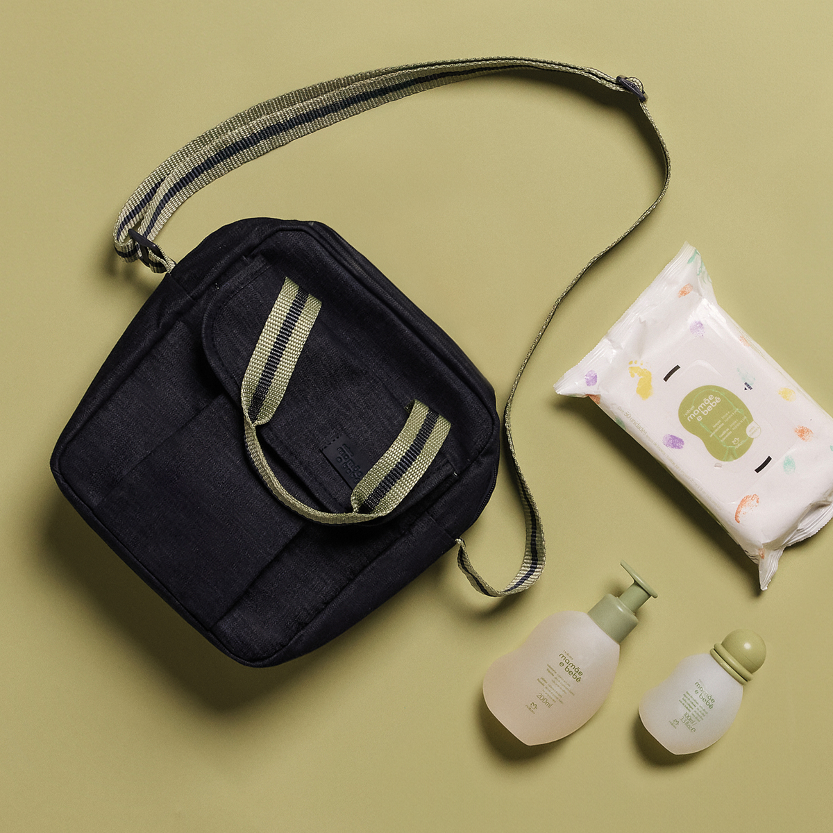 Conjunto Mamãe e Bebê com frasqueira (4 produtos)