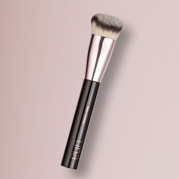 Pincel PRO Base Cremosa Una