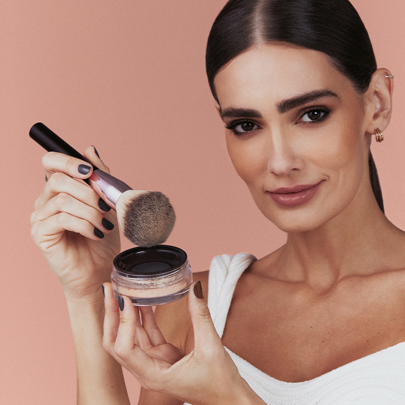 Una Polvo suelto facial luminoso 8 g